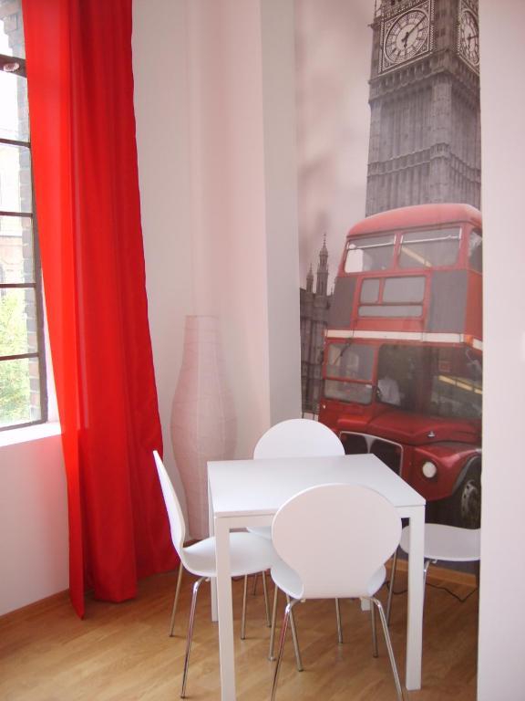 Big City Hostel Wrocław Kamer foto